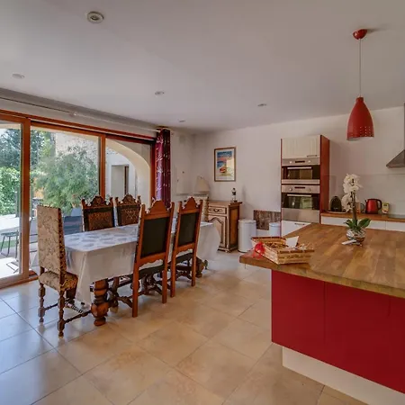 Πανσιόν Imagine Roussillon Privee Avec Piscine - 8 Personnes 4*