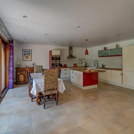 Imagine Roussillon Résidence Privée Avec Piscine - 8 Personnes 4*