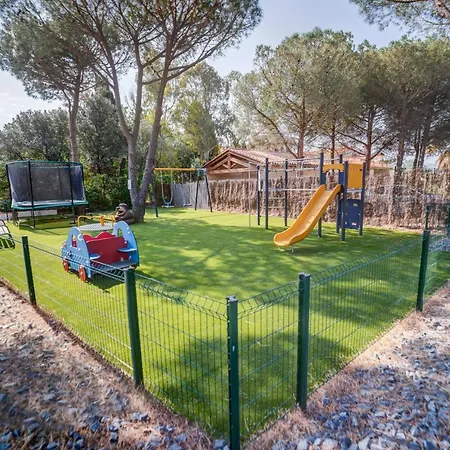 Imagine Roussillon Résidence Privée Avec Piscine - 8 Personnes