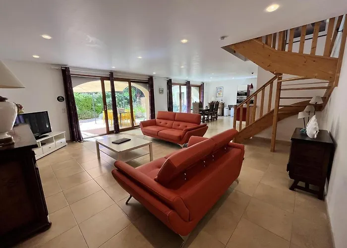 Pensionat Imagine Roussillon Privee Avec Piscine - 8 Personnes 4*