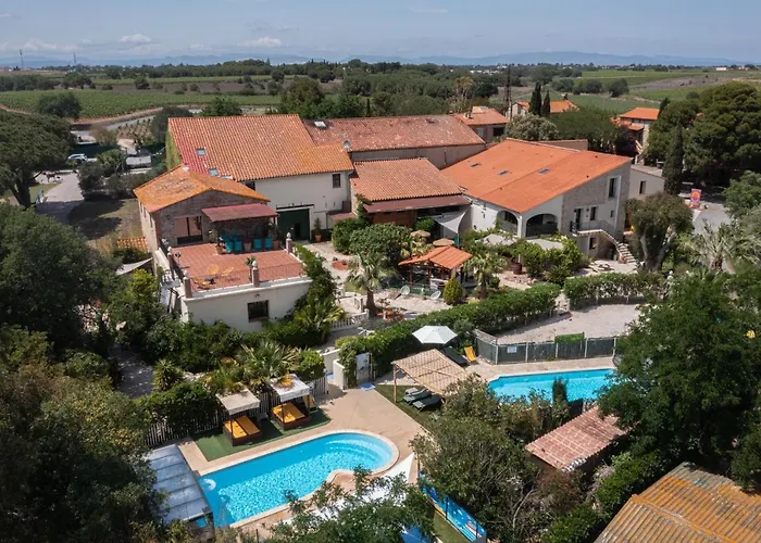 Imagine Roussillon Privee Avec Piscine - 8 Personnes Pensionat 4*